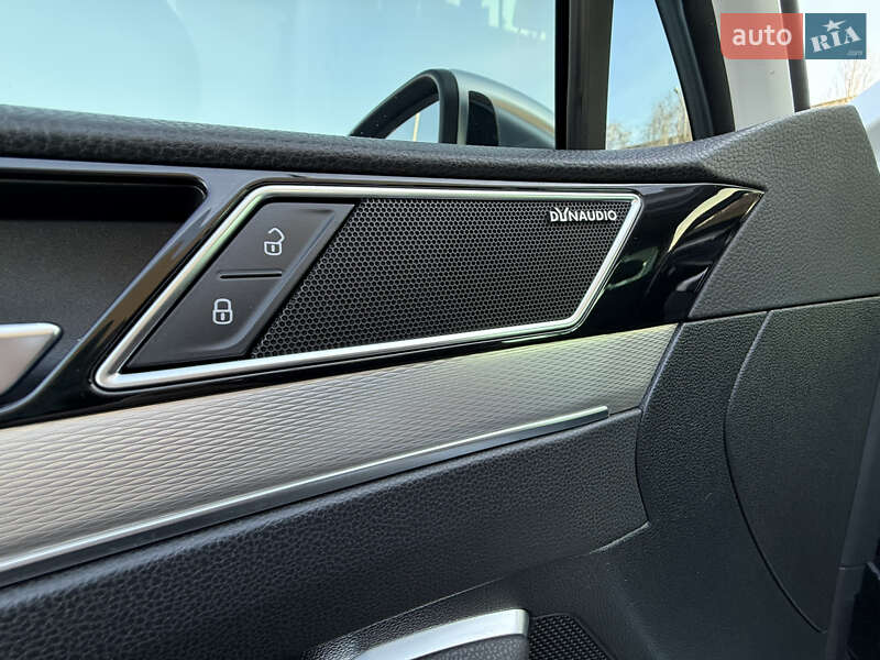 Универсал Volkswagen Passat Alltrack 2016 в Миргороде