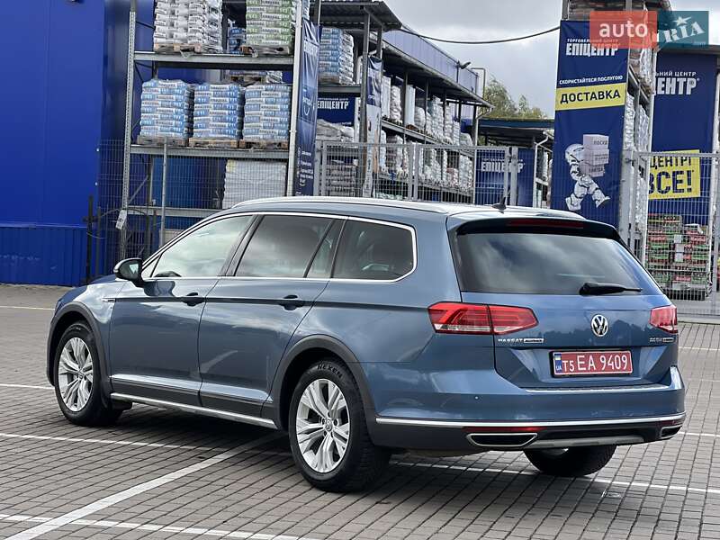 Универсал Volkswagen Passat Alltrack 2017 в Дубно