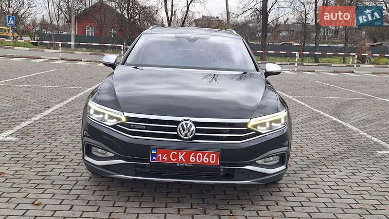 Универсал Volkswagen Passat Alltrack 2020 в Коломые