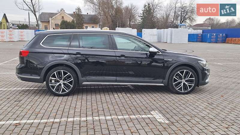 Универсал Volkswagen Passat Alltrack 2020 в Коломые