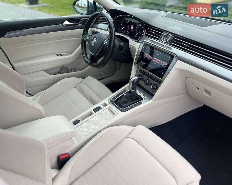 Универсал Volkswagen Passat Alltrack 2019 в Коломые фото 49 Универсал Volkswagen Passat Alltrack 2019 в Коломые