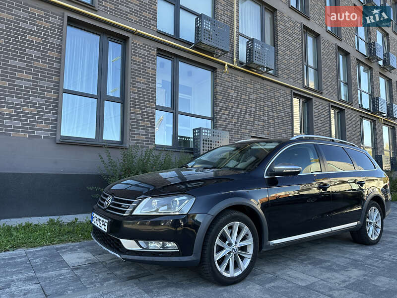 Универсал Volkswagen Passat Alltrack 2014 в Львове