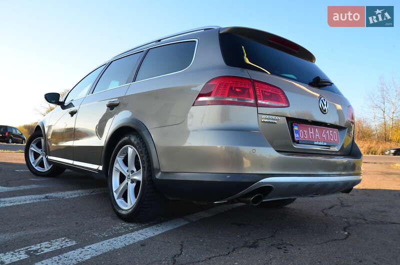 Універсал Volkswagen Passat Alltrack 2014 в Дрогобичі
