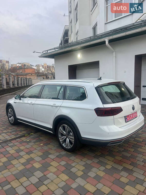 Универсал Volkswagen Passat Alltrack 2022 в Черкассах