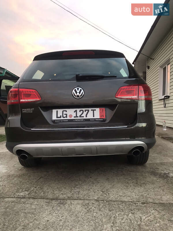 Універсал Volkswagen Passat Alltrack 2013 в Долині