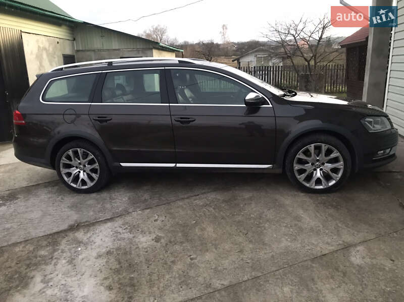 Універсал Volkswagen Passat Alltrack 2013 в Долині