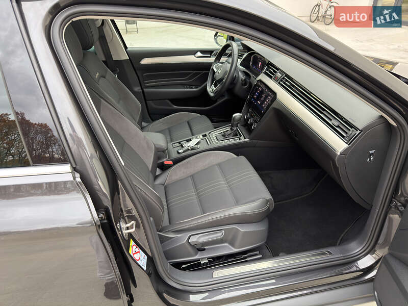 Универсал Volkswagen Passat Alltrack 2020 в Луцке фото 42 Универсал Volkswagen Passat Alltrack 2020 в Луцке