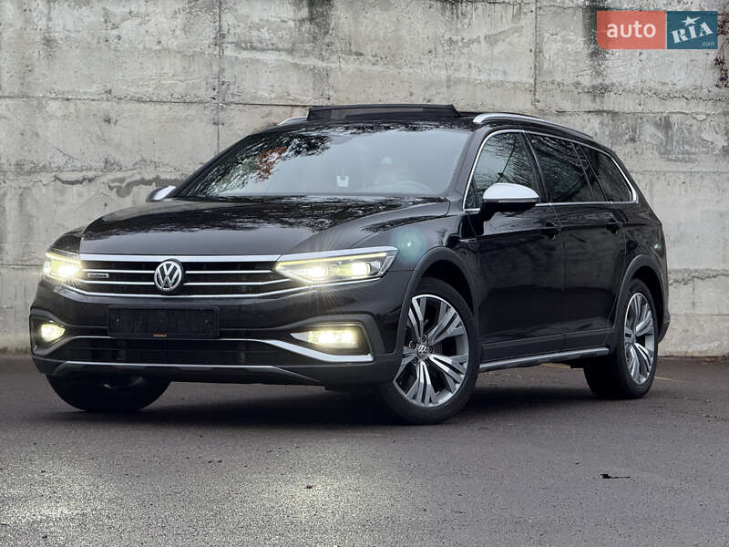 Універсал Volkswagen Passat Alltrack 2020 в Рівному