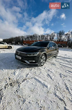 Універсал Volkswagen Passat Alltrack 2016 в Луцьку