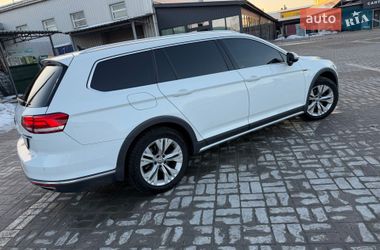 Универсал Volkswagen Passat Alltrack 2016 в Киеве