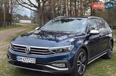 Универсал Volkswagen Passat Alltrack 2019 в Киеве