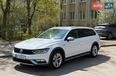 Універсал Volkswagen Passat Alltrack 2017 в Львові