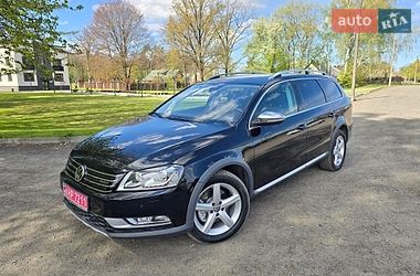 Универсал Volkswagen Passat Alltrack 2012 в Луцке