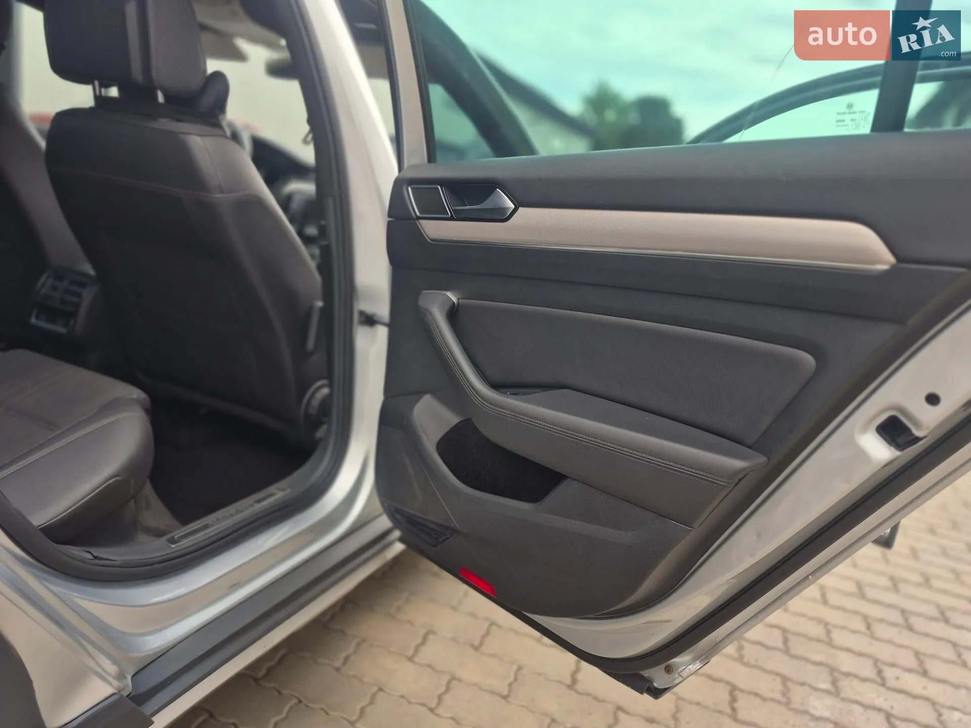 2015 Volkswagen Passat - мініатюра 35