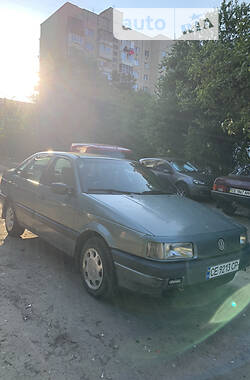 Седан Volkswagen Passat B3 1989 в Черновцах
