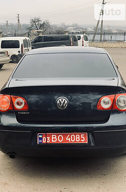Седан Volkswagen Passat B6 2007 в Тернополе