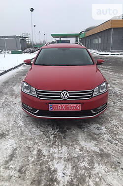 Универсал Volkswagen Passat B7 2012 в Ровно