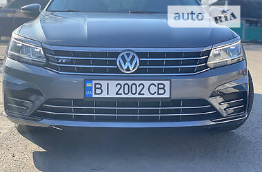 Седан Volkswagen Passat B7 2016 в Кременчуці