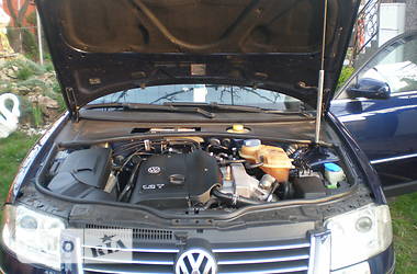 Седан Volkswagen Passat 2001 в Тячеві