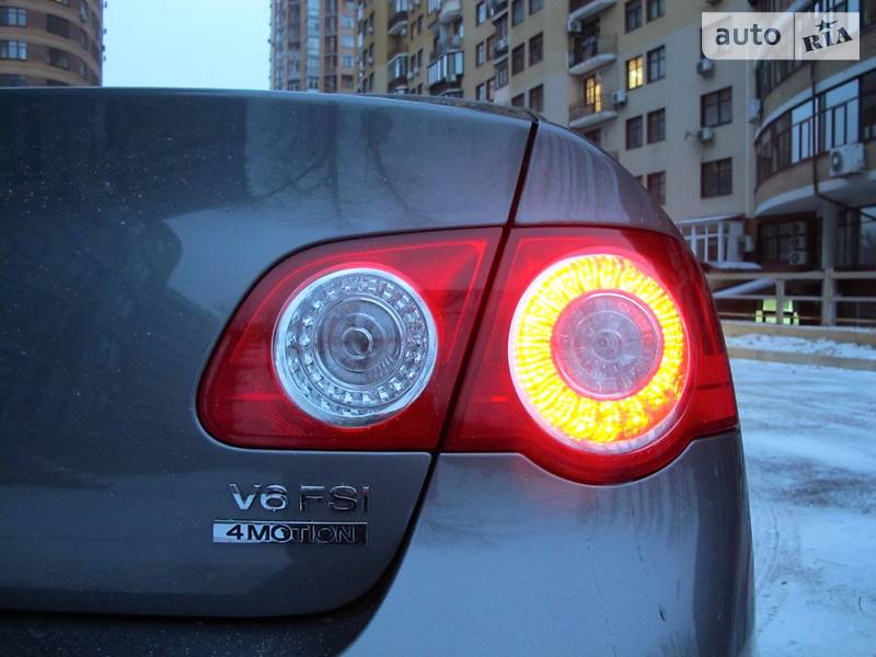 Седан Volkswagen Passat 2006 в Киеве