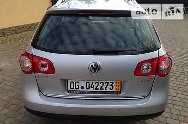 Универсал Volkswagen Passat 2010 в 
