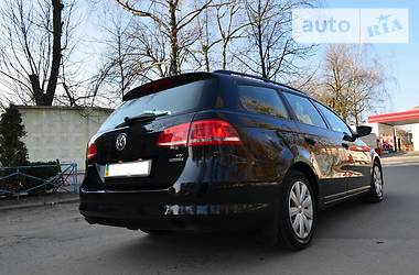 Универсал Volkswagen Passat 2011 в Хмельницком