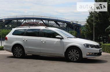 Универсал Volkswagen Passat 2011 в Житомире