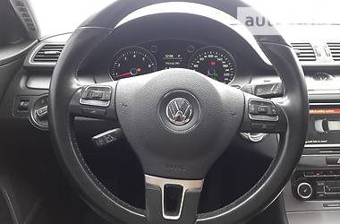 Универсал Volkswagen Passat 2011 в 