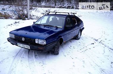 Хэтчбек Volkswagen Passat 1987 в Шумске