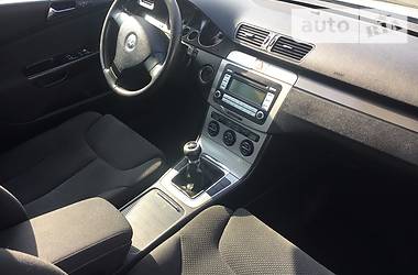 Седан Volkswagen Passat 2006 в Киеве