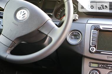 Седан Volkswagen Passat 2008 в Киеве