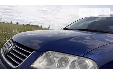 Седан Volkswagen Passat 2001 в Киеве