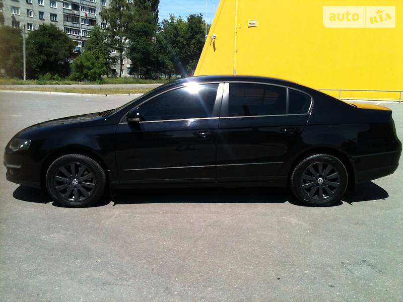 Седан Volkswagen Passat 2008 в Житомире