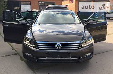 Седан Volkswagen Passat 2016 в Виннице