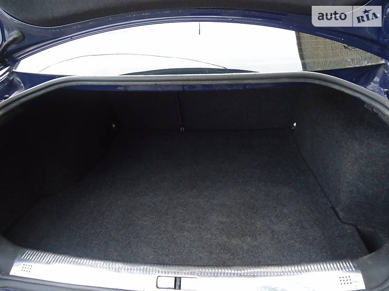 Седан Volkswagen Passat 2005 в Первомайську