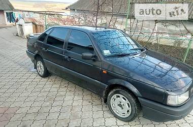 Седан Volkswagen Passat 1990 в Бережанах