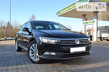 Седан Volkswagen Passat 2015 в Дрогобыче