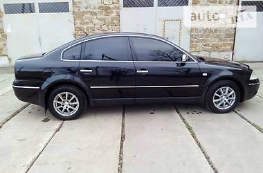 Седан Volkswagen Passat 2003 в Херсоне