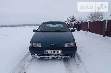 Седан Volkswagen Passat 1991 в Калуше