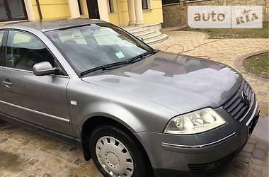 Седан Volkswagen Passat 2003 в Львове