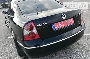 Седан Volkswagen Passat 2003 в Днепре