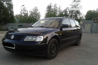 Универсал Volkswagen Passat 1998 в Самборе