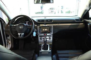 Универсал Volkswagen Passat 2013 в Хмельницком