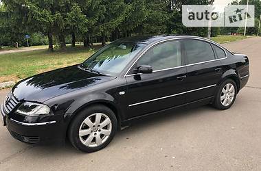 Седан Volkswagen Passat 2004 в Ровно