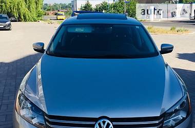 Седан Volkswagen Passat 2013 в Мариуполе