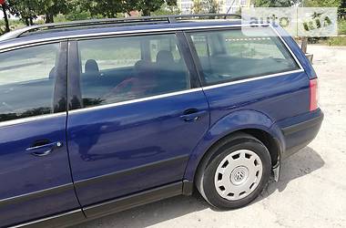 Универсал Volkswagen Passat 2002 в Ивано-Франковске