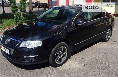 Седан Volkswagen Passat 2008 в Рівному