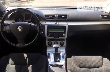 Седан Volkswagen Passat 2008 в Ровно