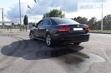  Volkswagen Passat 2013 в Харькове