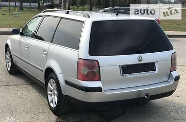 Универсал Volkswagen Passat 2003 в Дубно